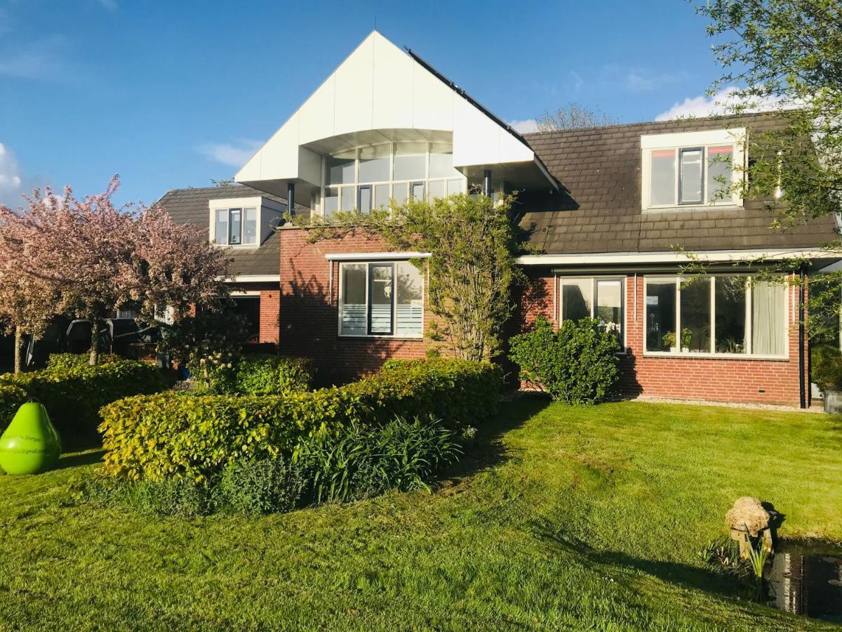Gastenverblijf Villa Buitenplaats Wergea Contactloos Inchecken Naarderburen Exterior photo