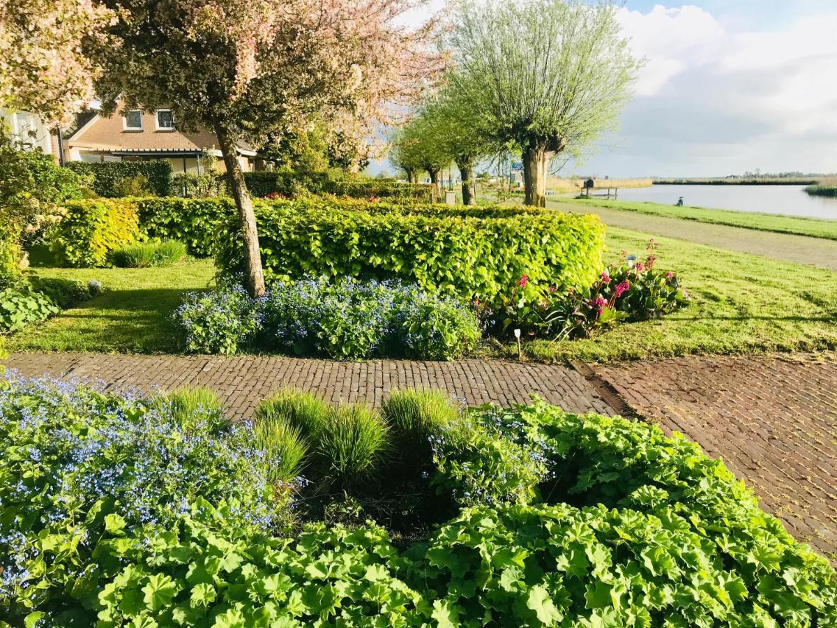 Gastenverblijf Villa Buitenplaats Wergea Contactloos Inchecken Naarderburen Exterior photo